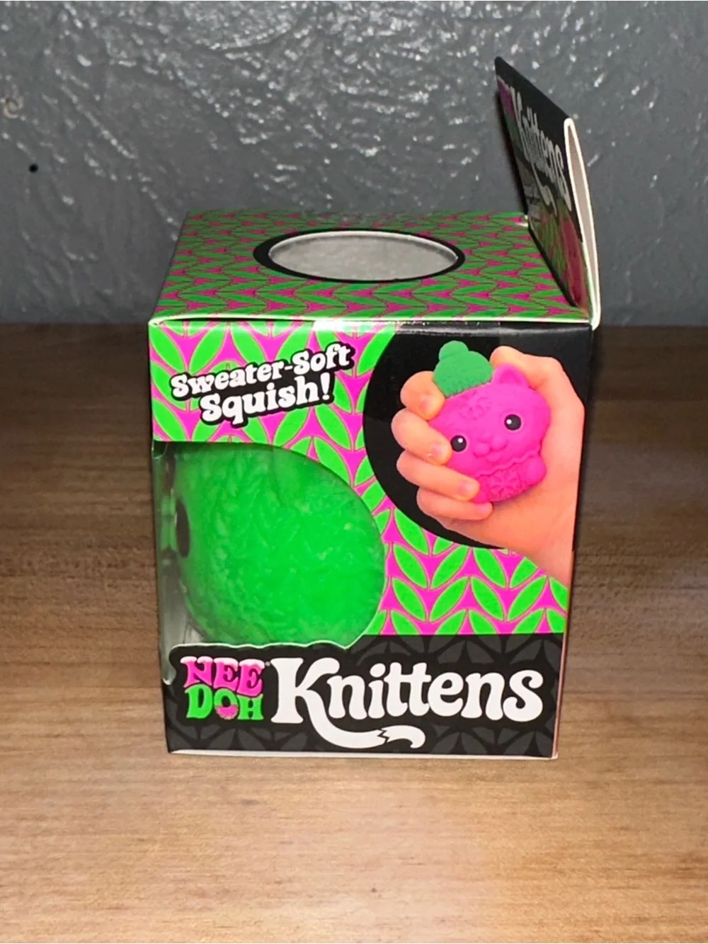 NeeDoh Knittens Sweater-Soft Squish - Green